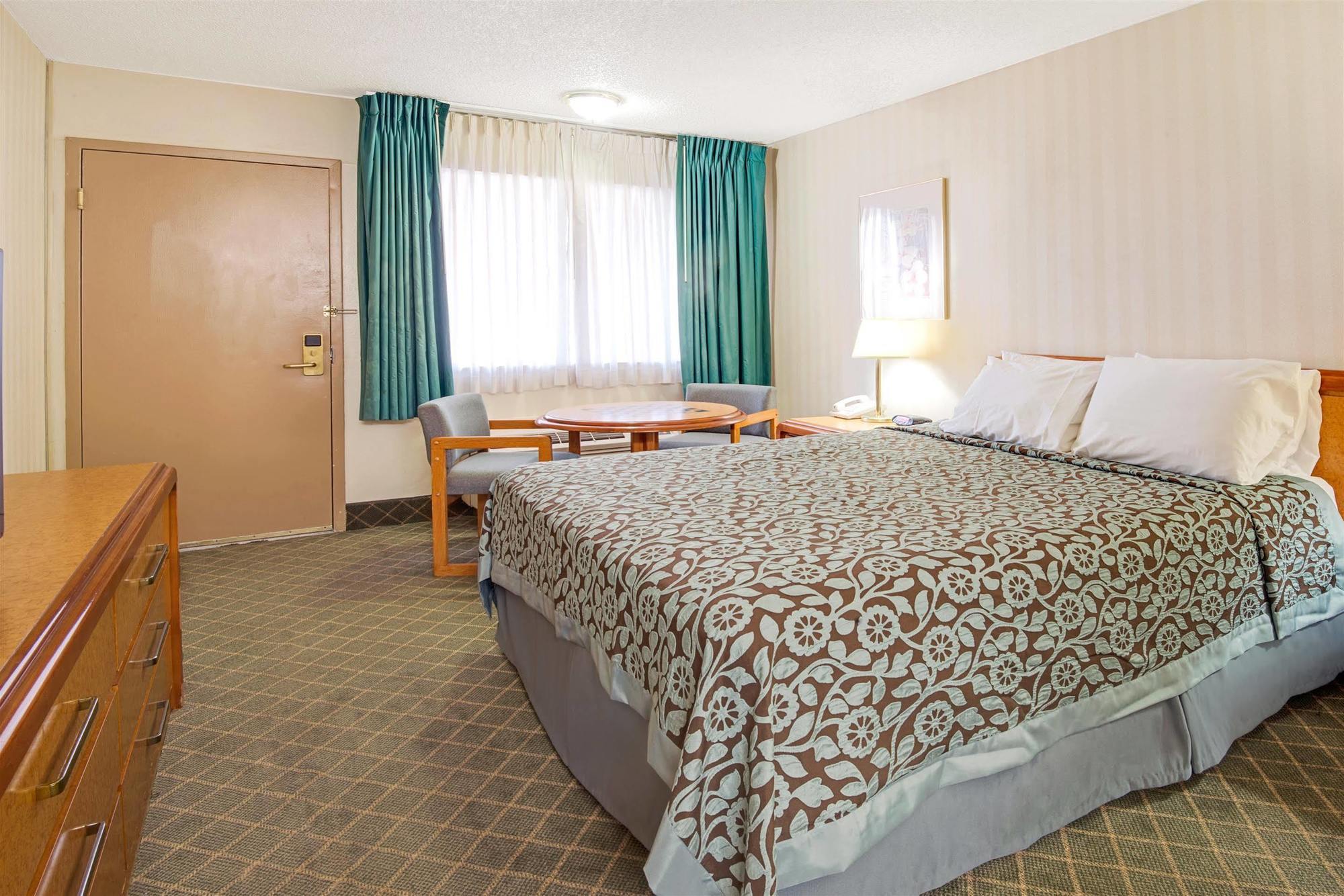 Midtown Inn & Suites Albuquerque Buitenkant foto