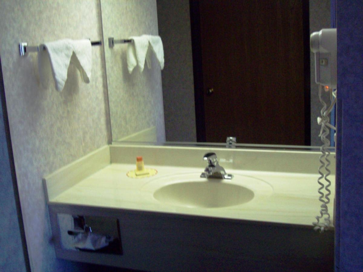 Midtown Inn & Suites Albuquerque Buitenkant foto